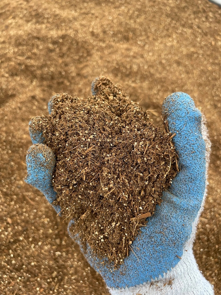 Willy's Blend, Dry Substrate Mix (5 Gallons)